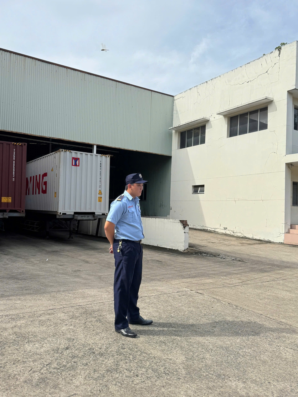 Quy Trình Kiểm Soát Công Nhân Viên Ra Vào: Đảm Bảo An Ninh Và Trật Tự Cho Môi Trường Làm Việc